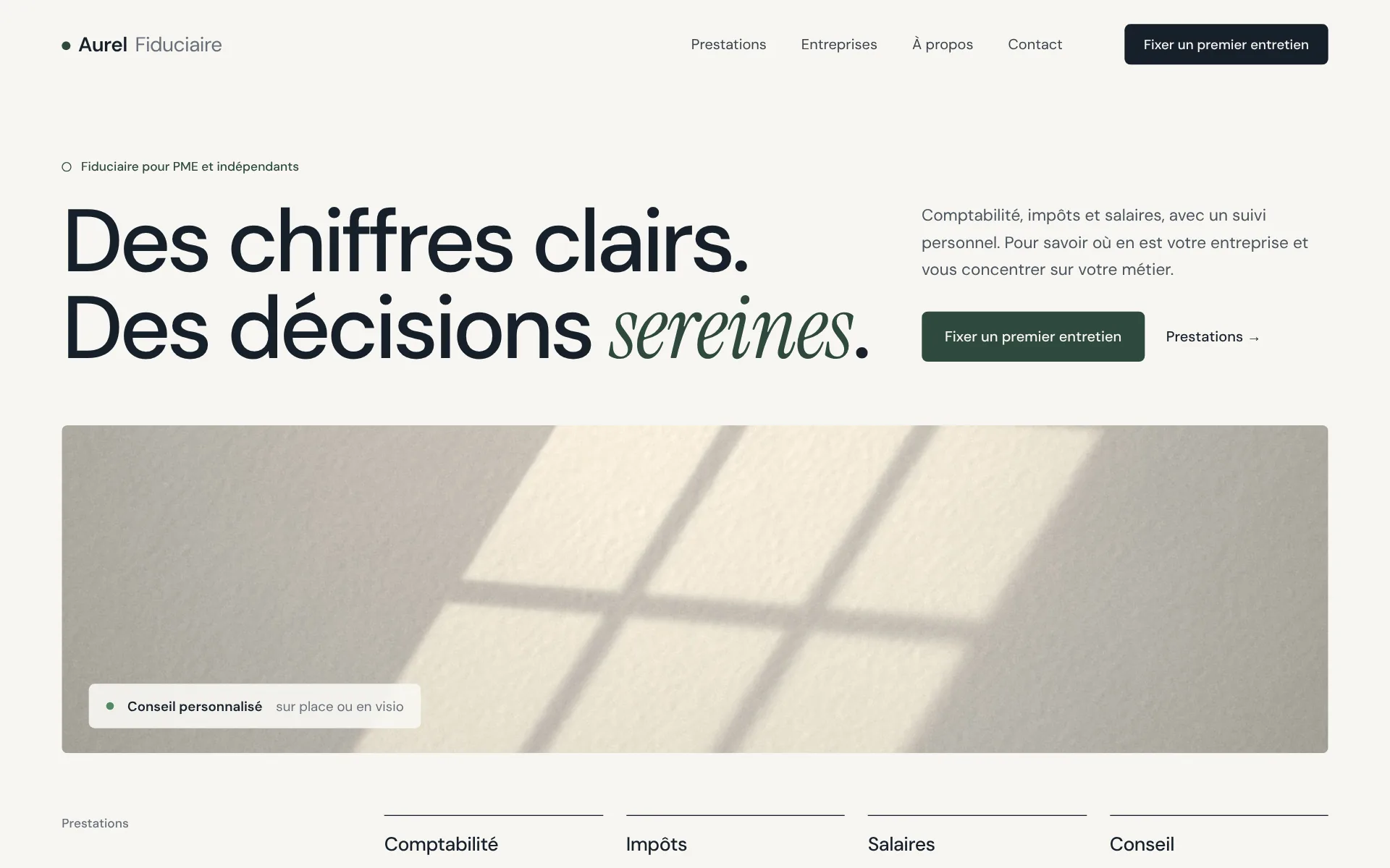 Exemple de design: Fiduciaire (Aurel Treuhand, marque fictive)